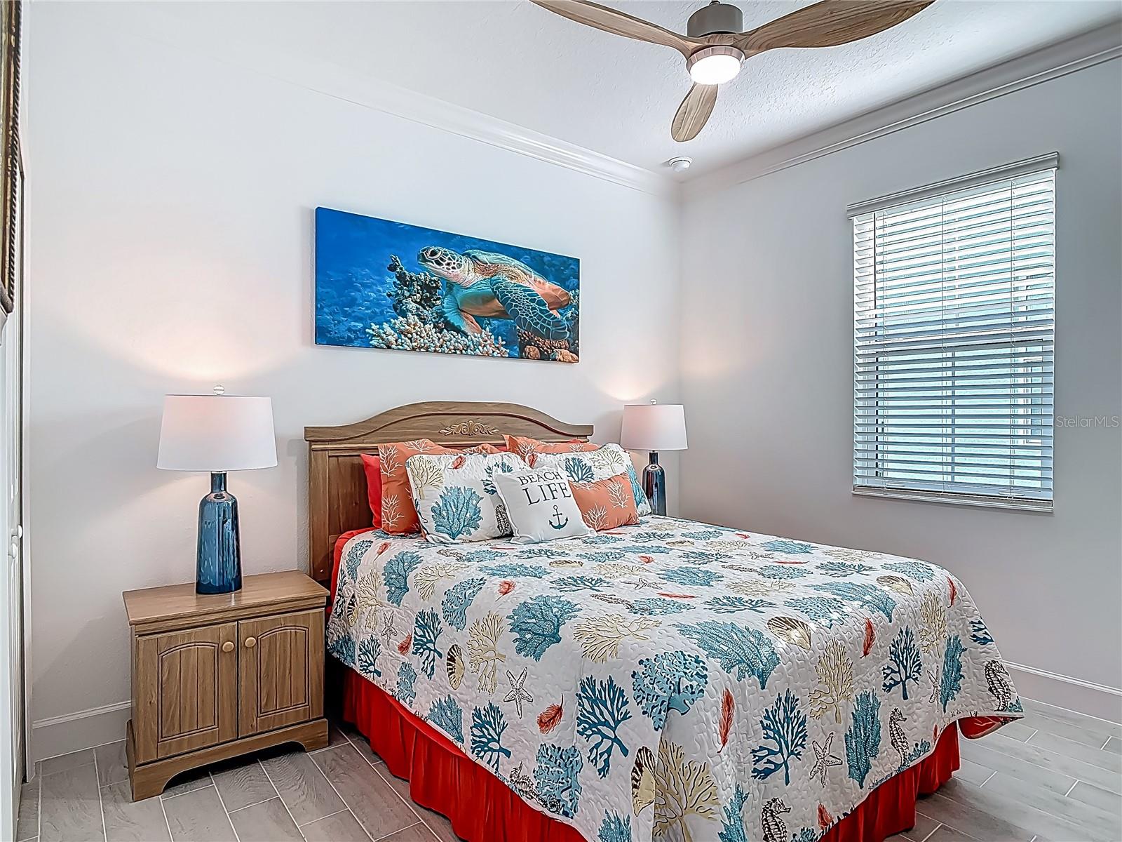 390 GYPSY PALACE LN, DAYTONA BEACH, FL, 32124