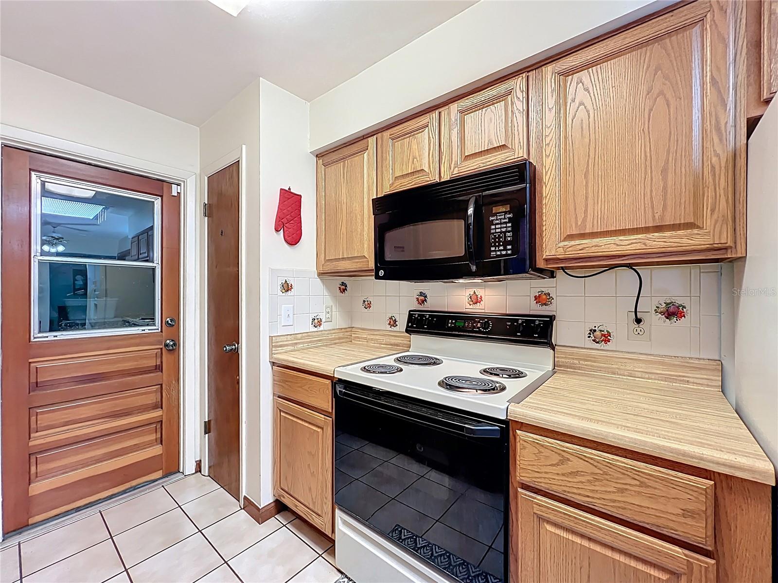 8346 MATTITUCK CIR, ORLANDO, FL, 32829