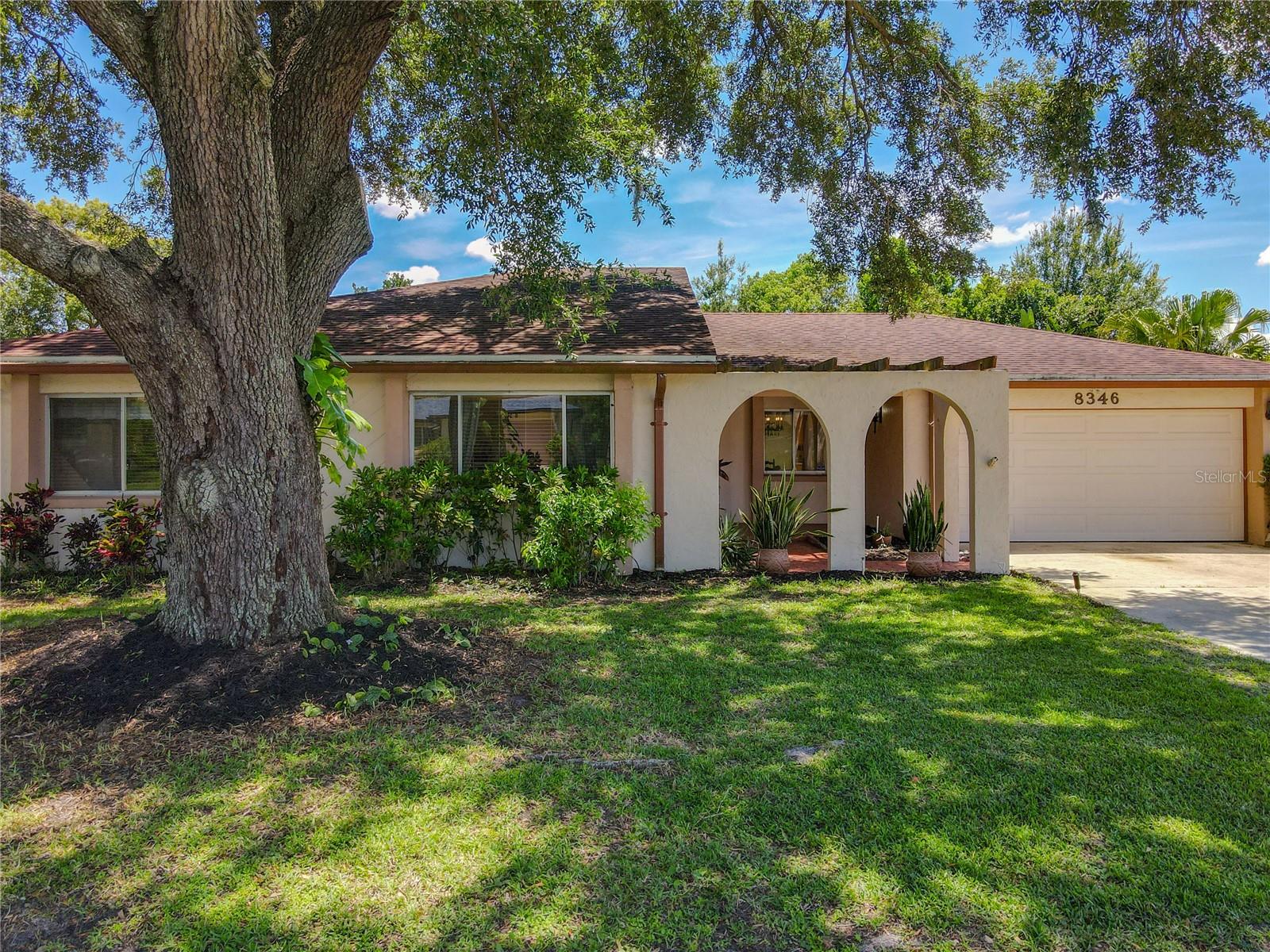 8346 MATTITUCK CIR, ORLANDO, FL, 32829