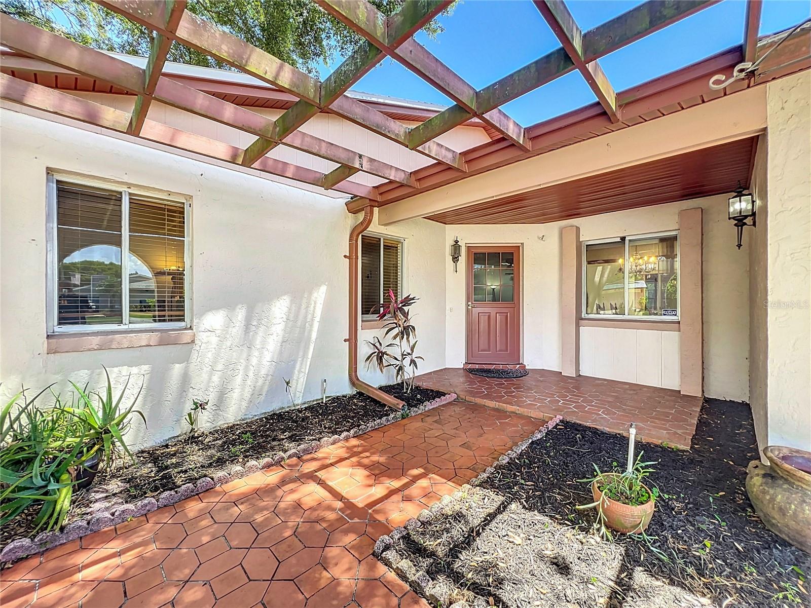 8346 MATTITUCK CIR, ORLANDO, FL, 32829