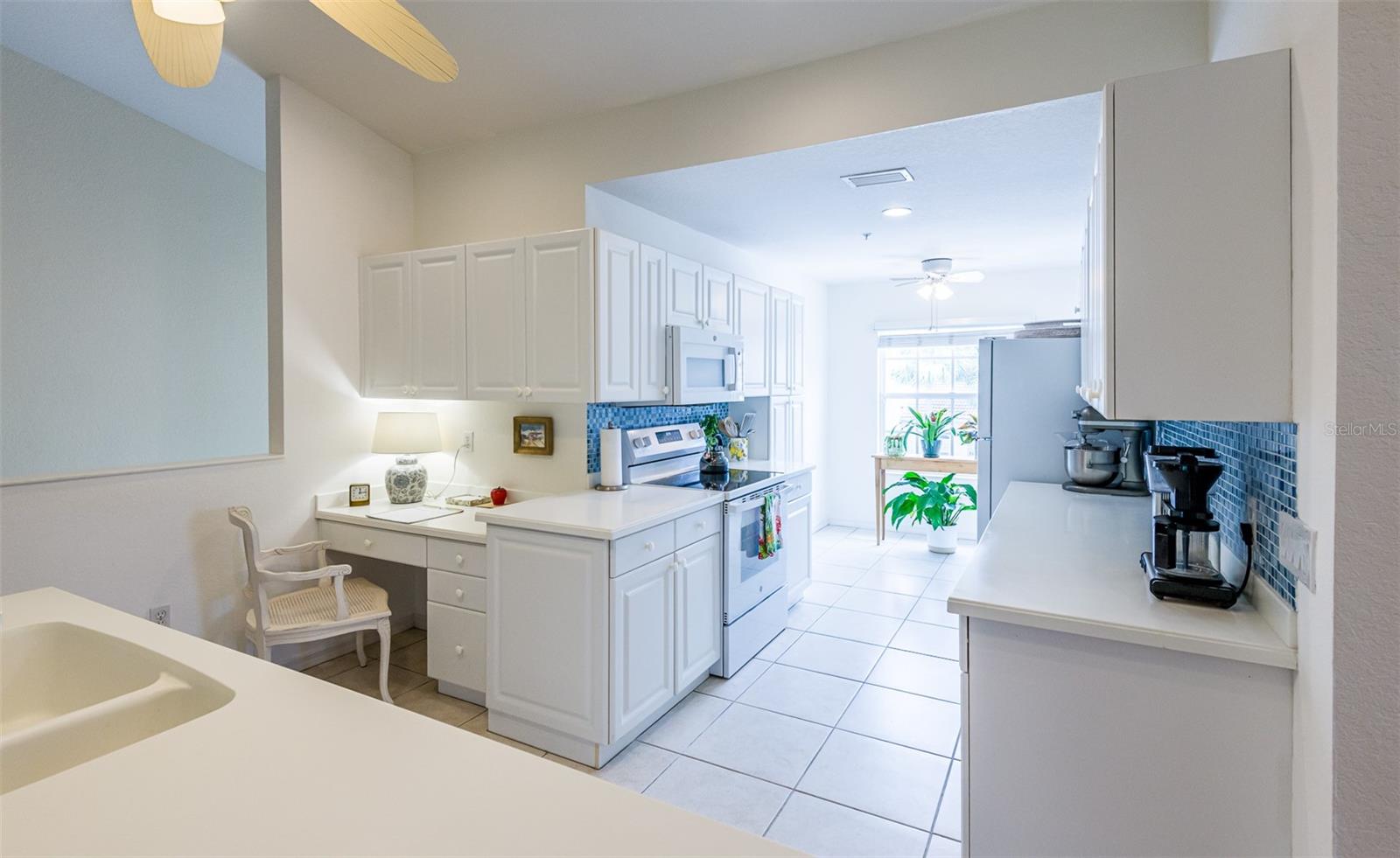 7137 CEDAR HOLLOW CIR #22-201, BRADENTON, FL, 34203