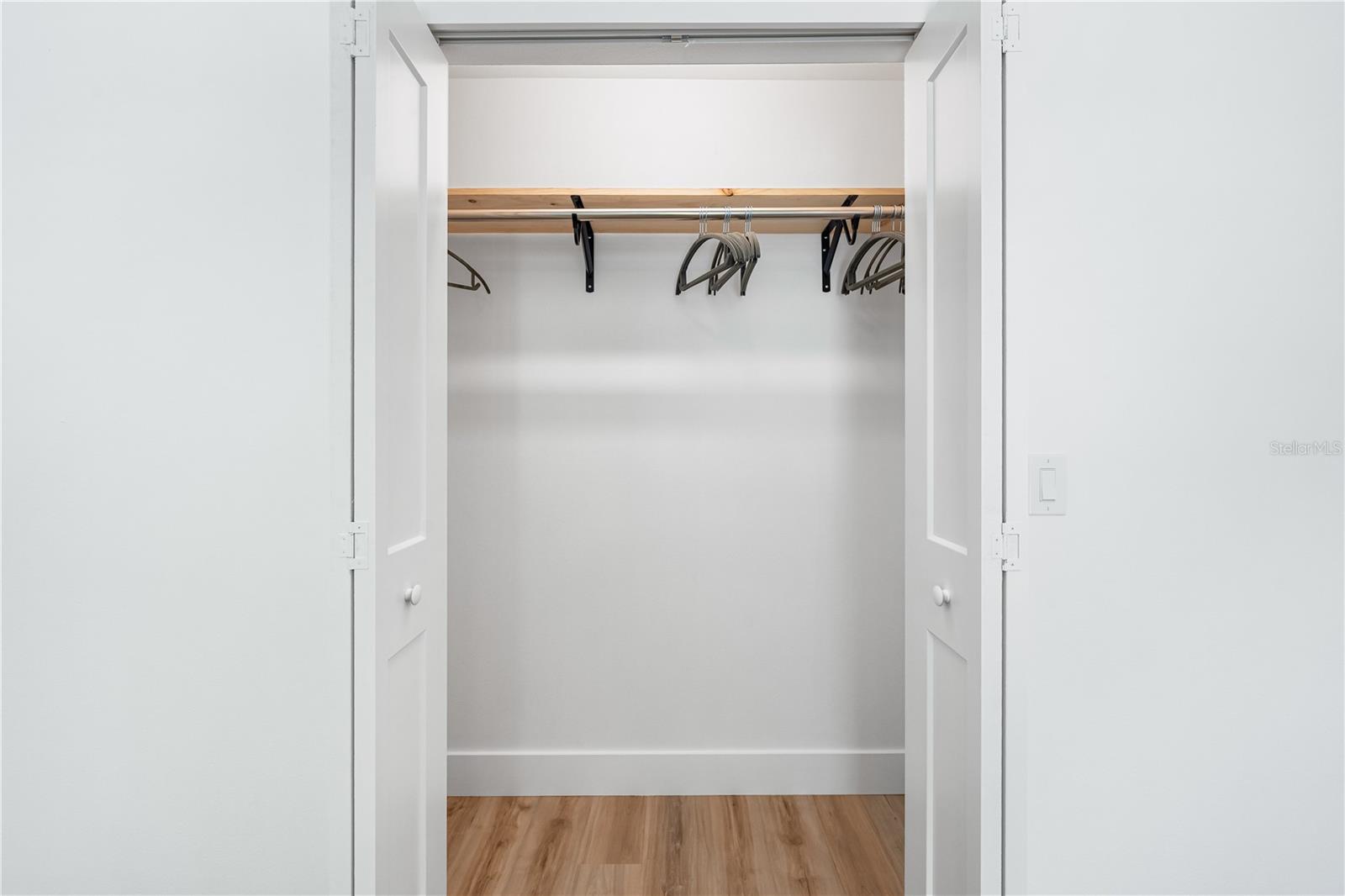 A4655984 Property Photo