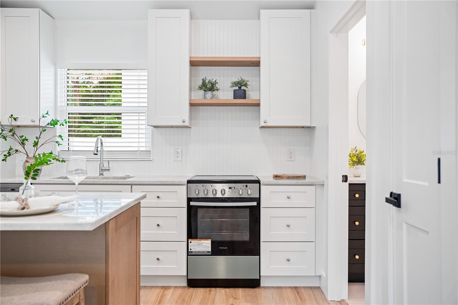 A4655984 Property Photo