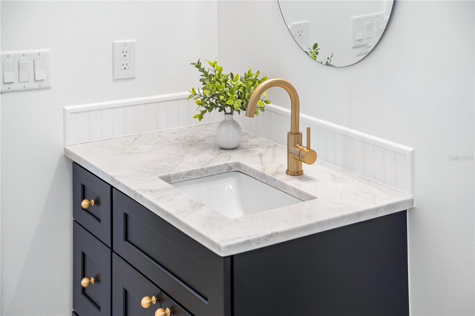 A4655984 Property Photo