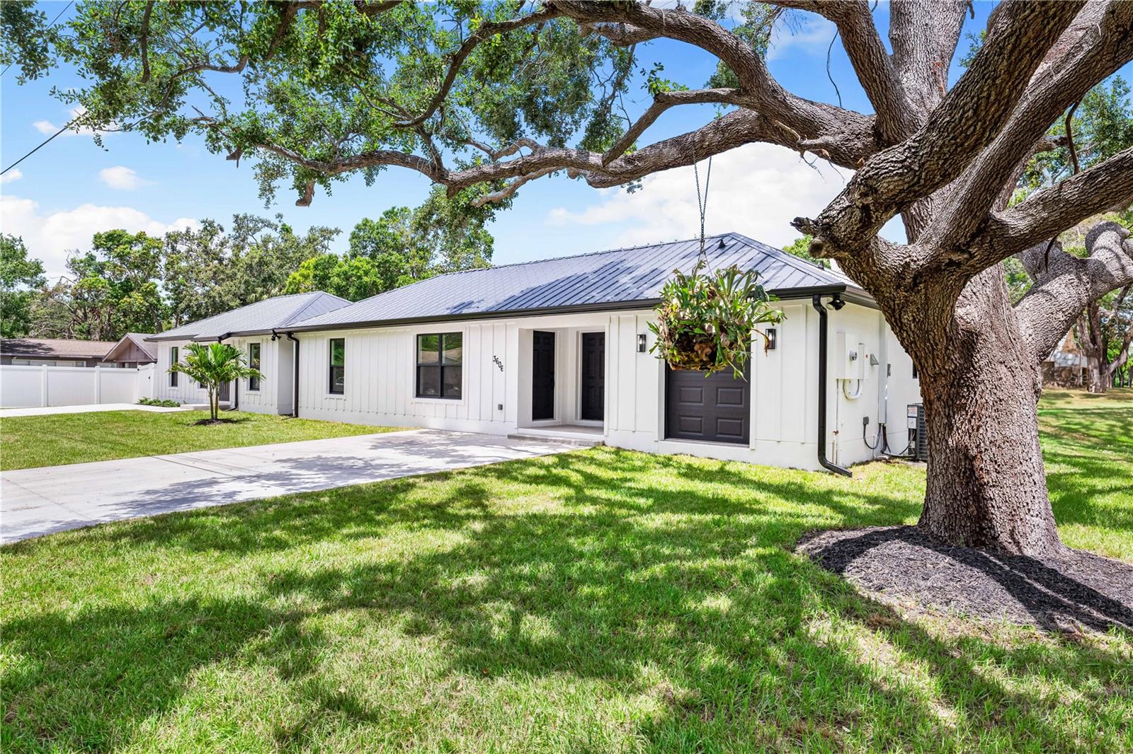 A4655984 Property Photo
