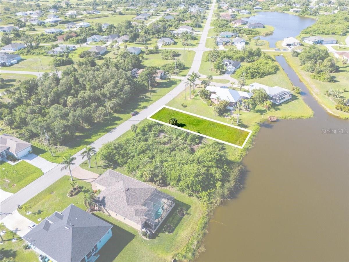 212 ANTILLA DR, ROTONDA WEST, FL, 33947