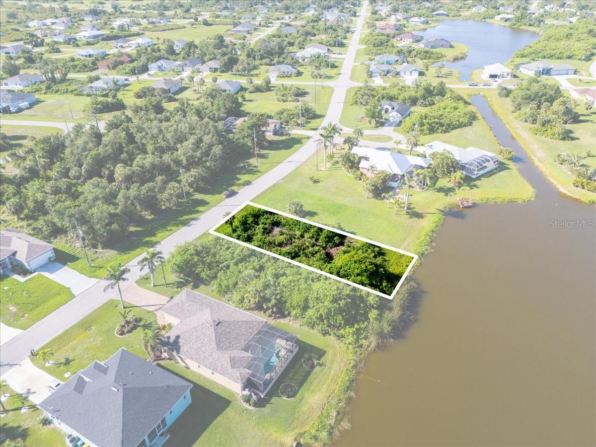 214 ANTILLA DR, ROTONDA WEST, FL, 33947