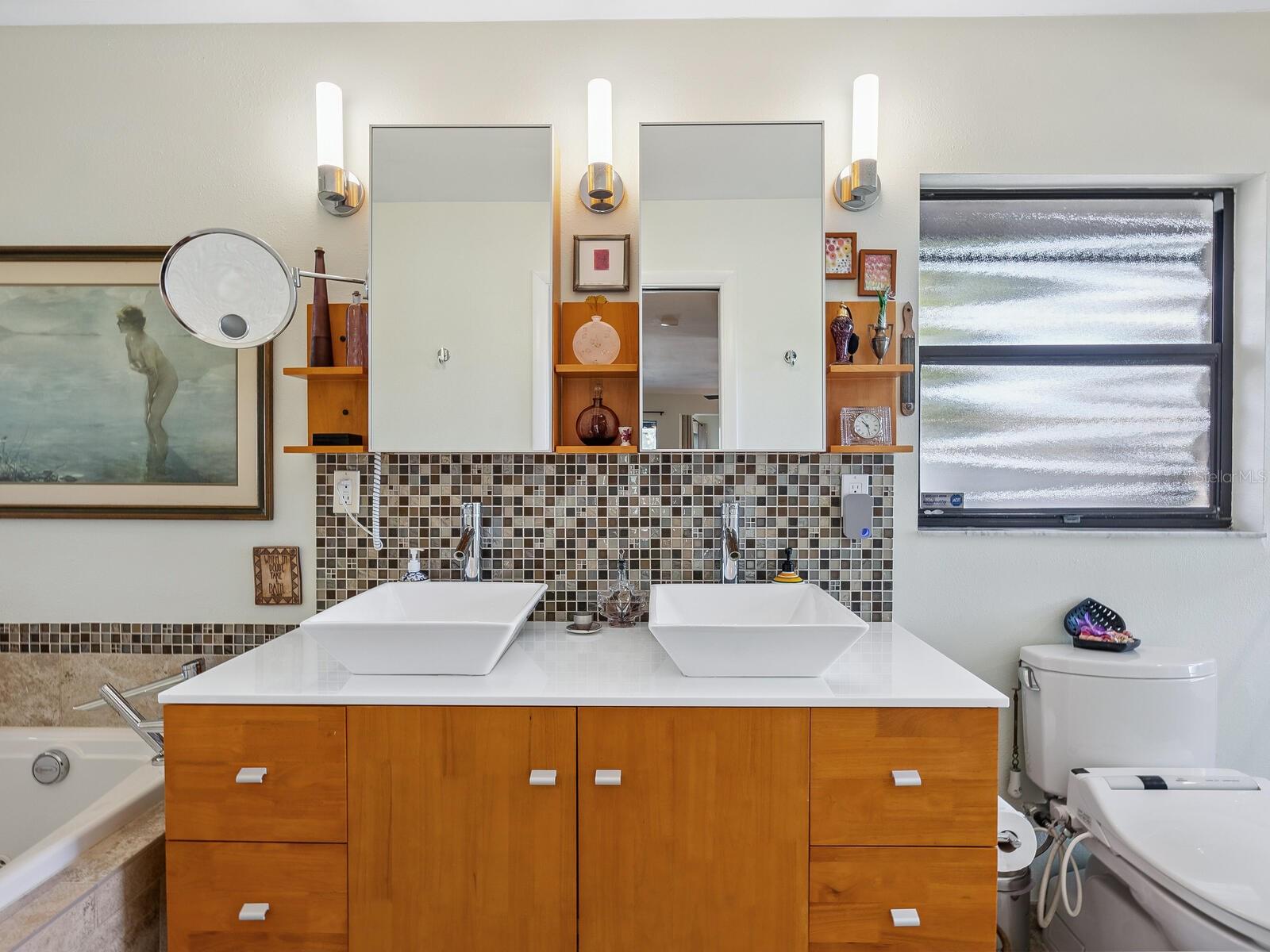 A4656017 Property Photo