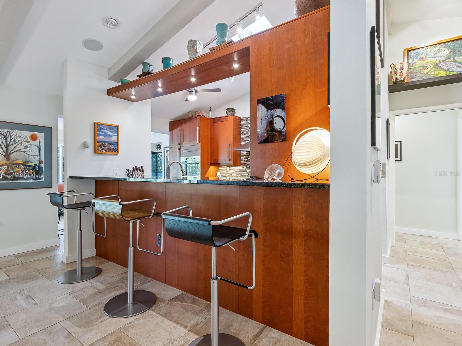 A4656017 Property Photo