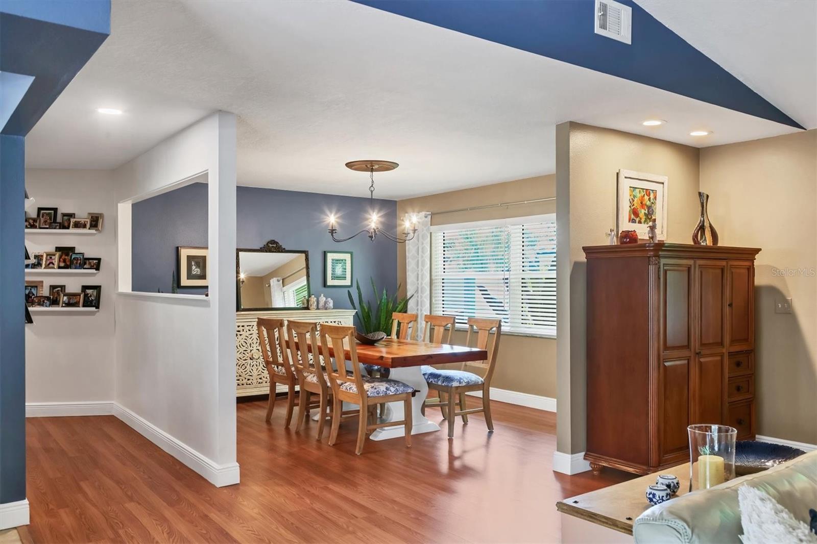 A4656030 Property Photo