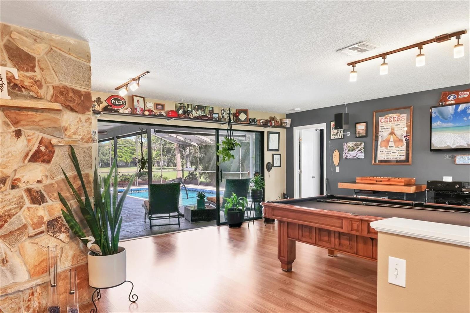 A4656030 Property Photo