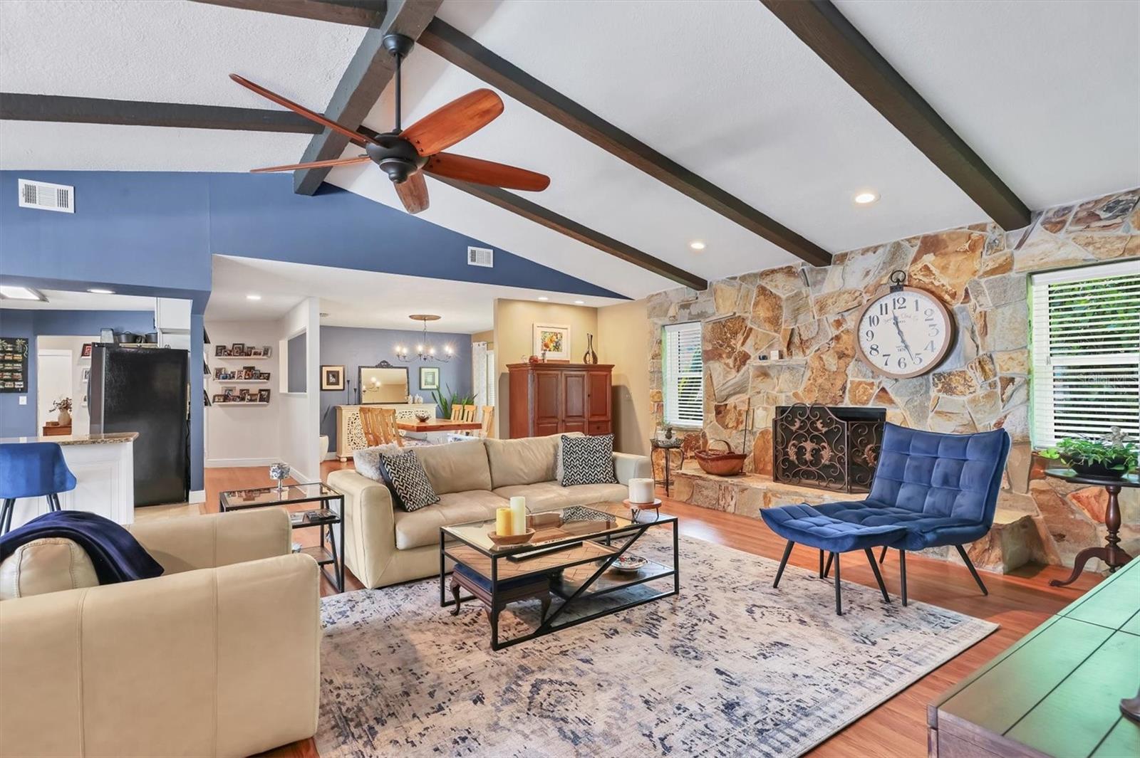 A4656030 Property Photo