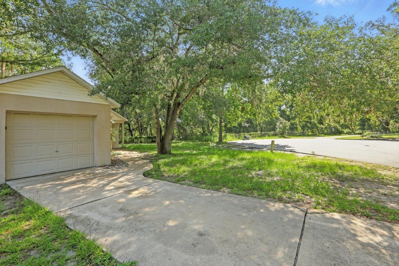 2708 LORRAINE DR, LEESBURG, FL, 34748