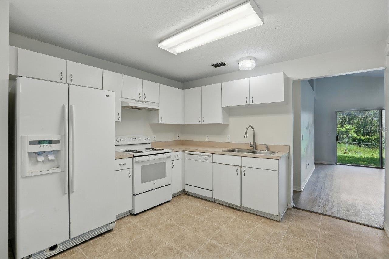 2708 LORRAINE DR, LEESBURG, FL, 34748