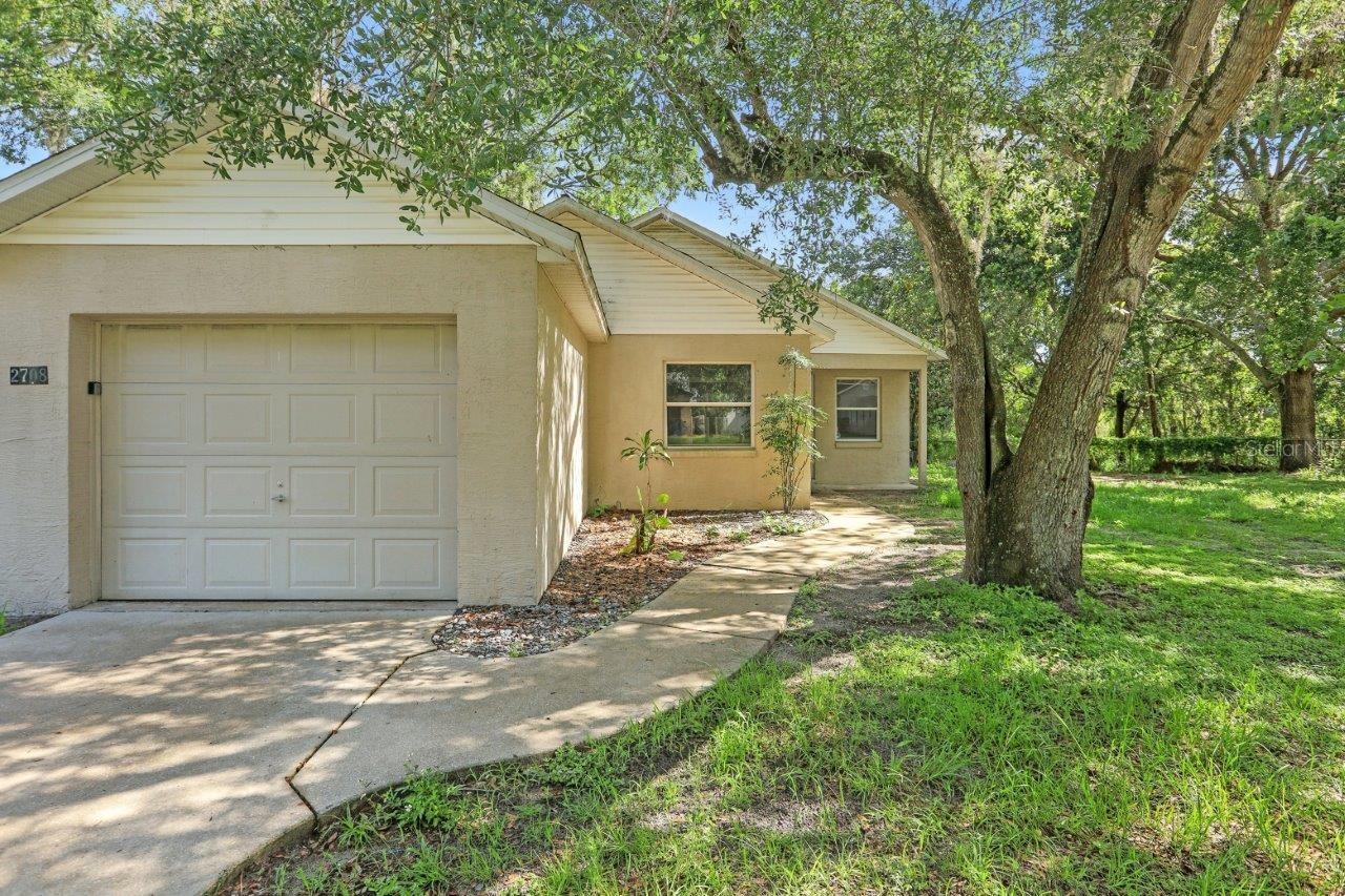 2708 LORRAINE DR, LEESBURG, FL, 34748