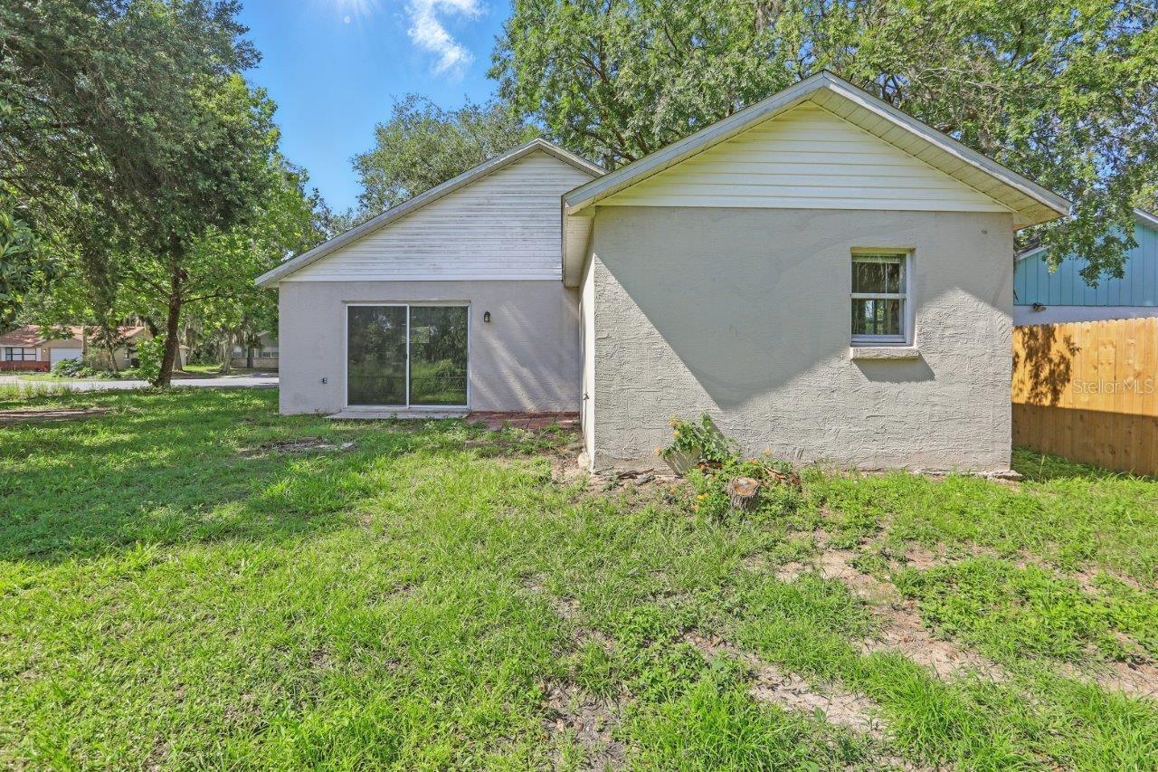 2708 LORRAINE DR, LEESBURG, FL, 34748