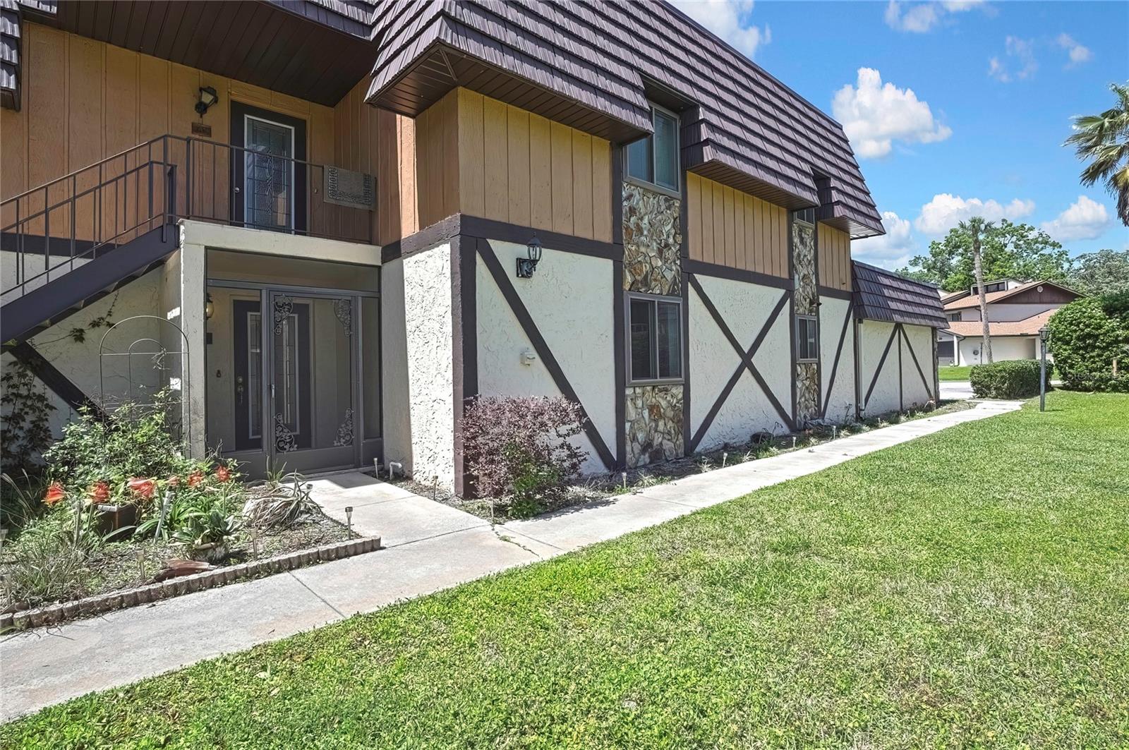 57 DOUGLAS ST #105, HOMOSASSA, FL, 34446