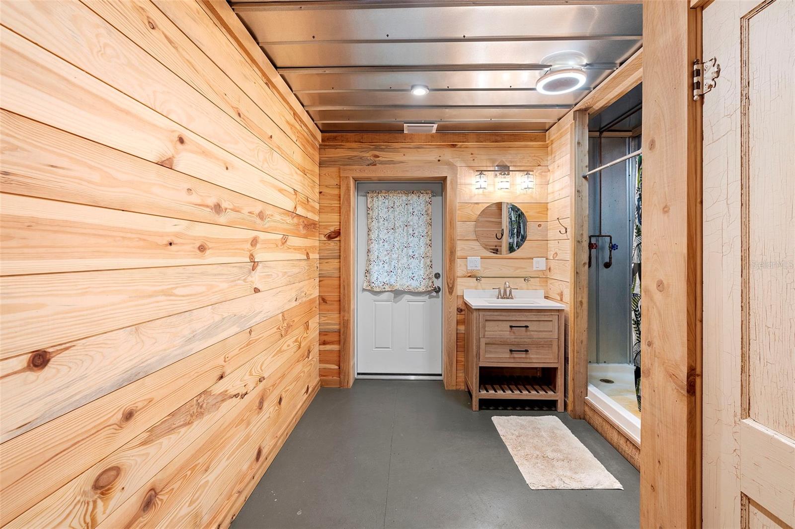 2016 LEWIS RD, LEESBURG, FL, 34748