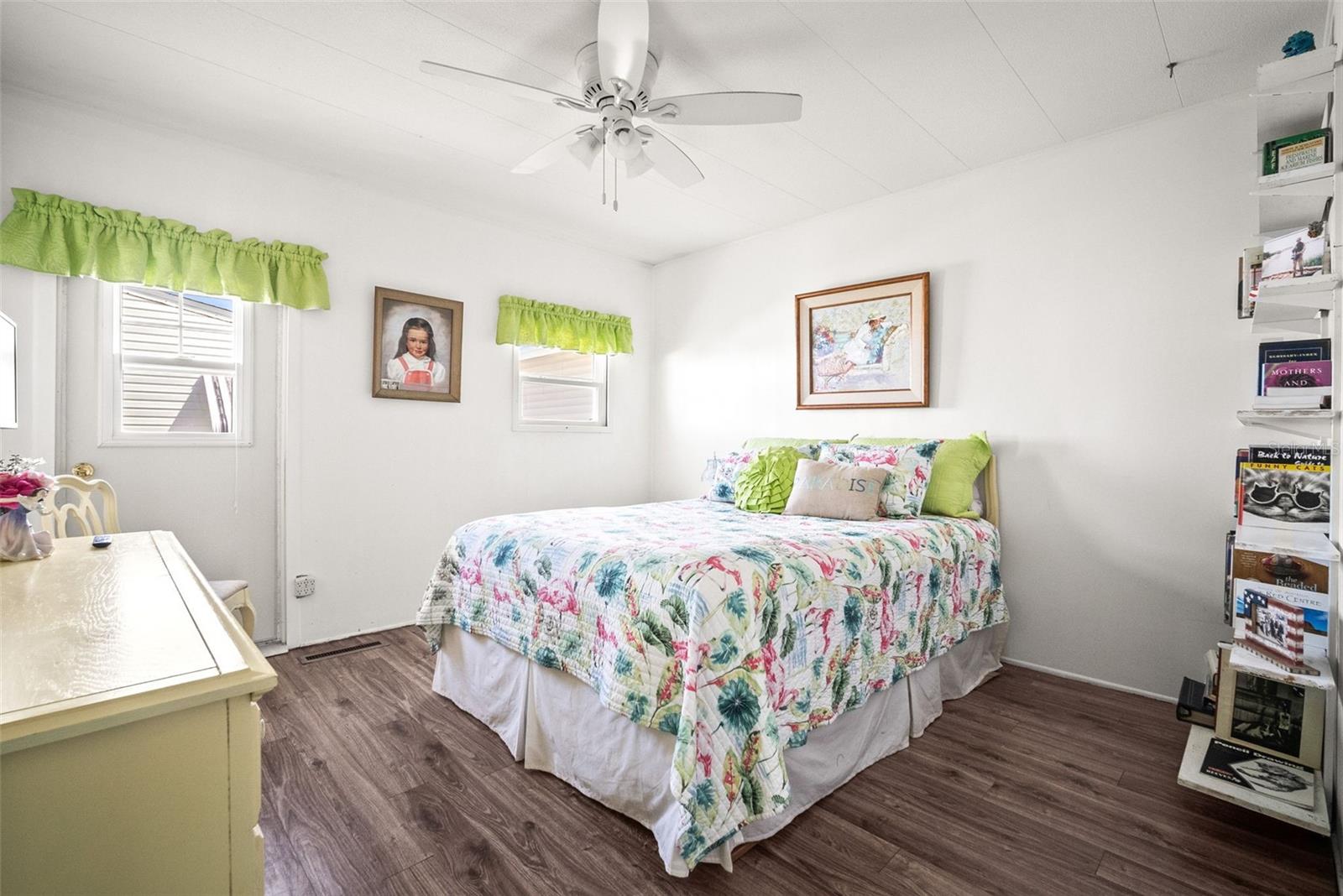 614 N WATERWAY, VENICE, FL, 34285