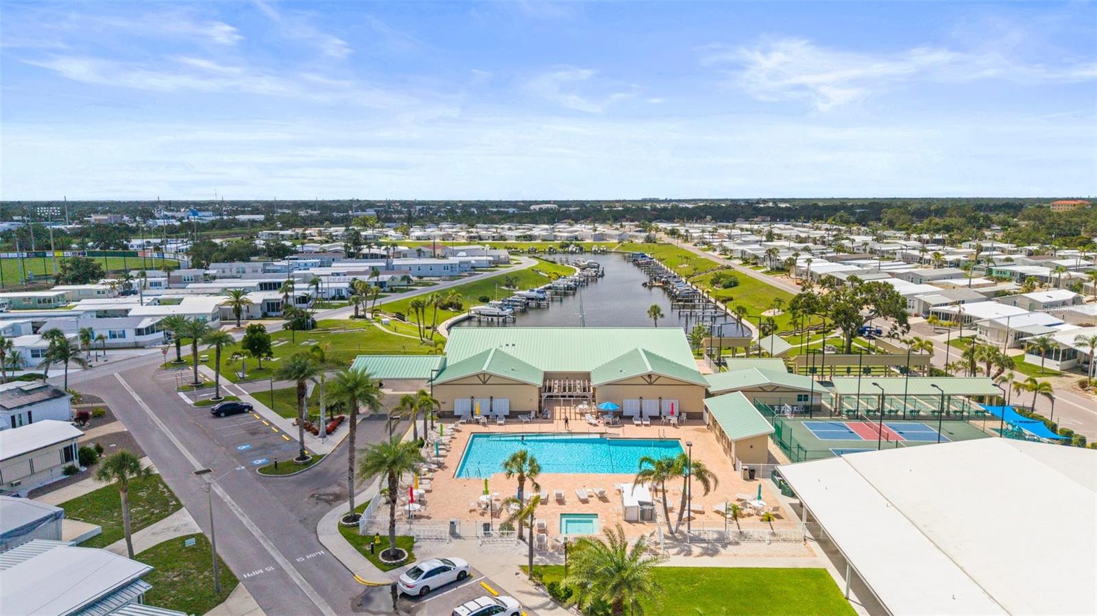 614 N WATERWAY, VENICE, FL, 34285