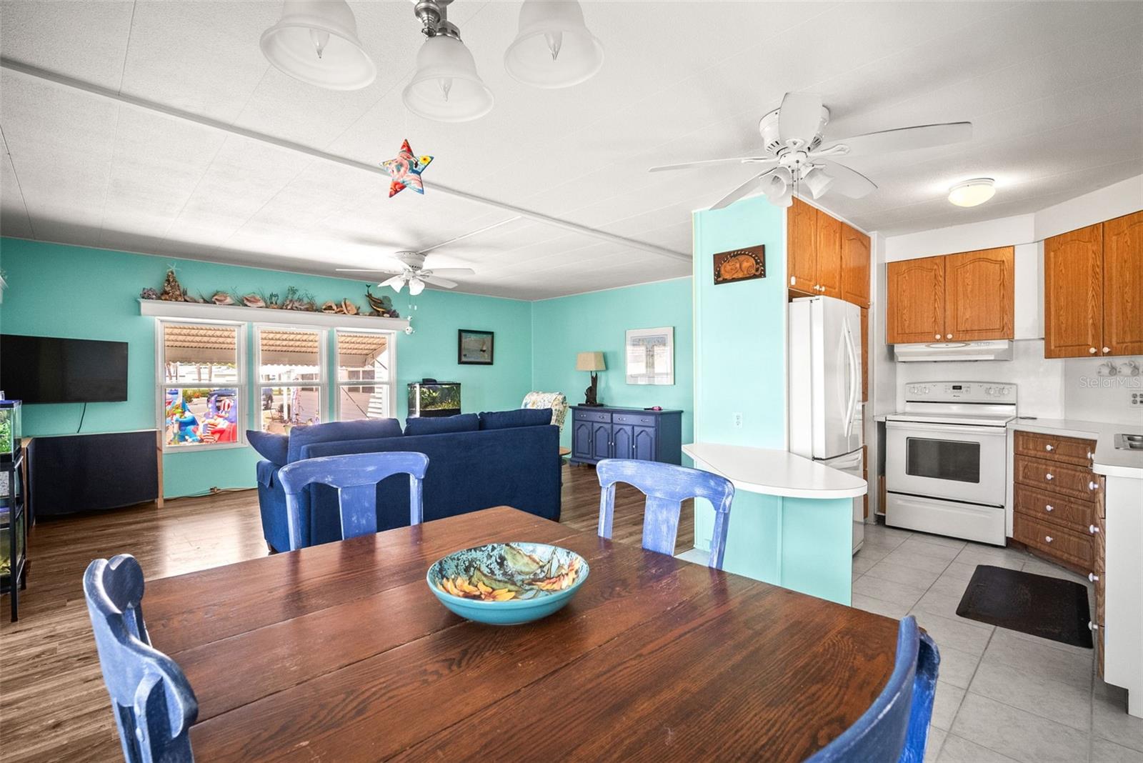 614 N WATERWAY, VENICE, FL, 34285