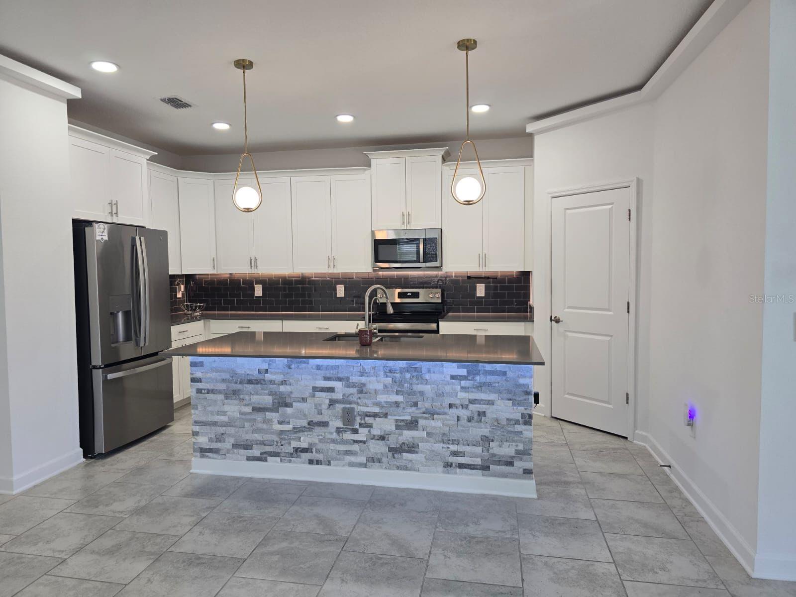 3071 CAMDEN WAY, DAVENPORT, FL, 33837