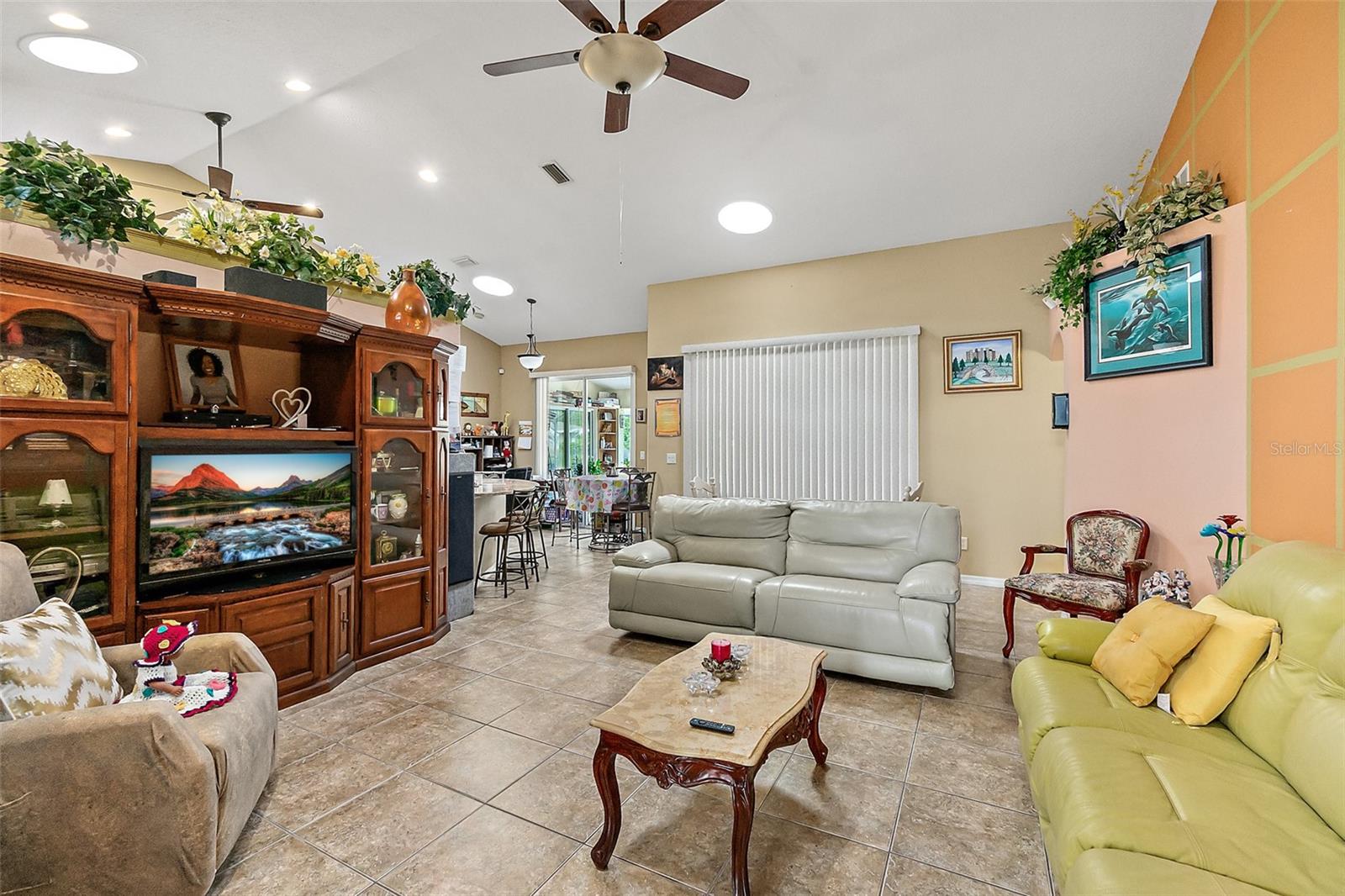 32 RYLAND DR, PALM COAST, FL, 32164