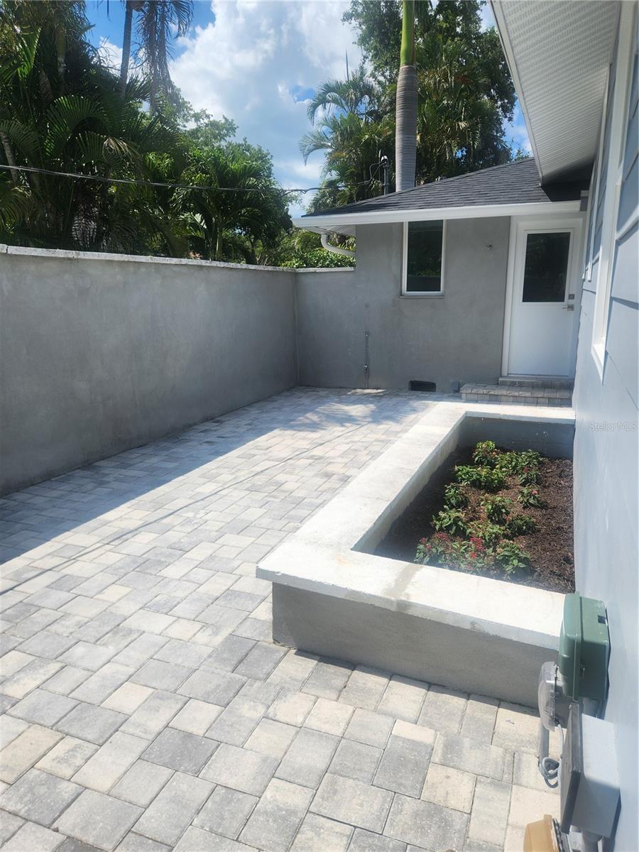 1638 SOUTH DR, SARASOTA, FL, 34239