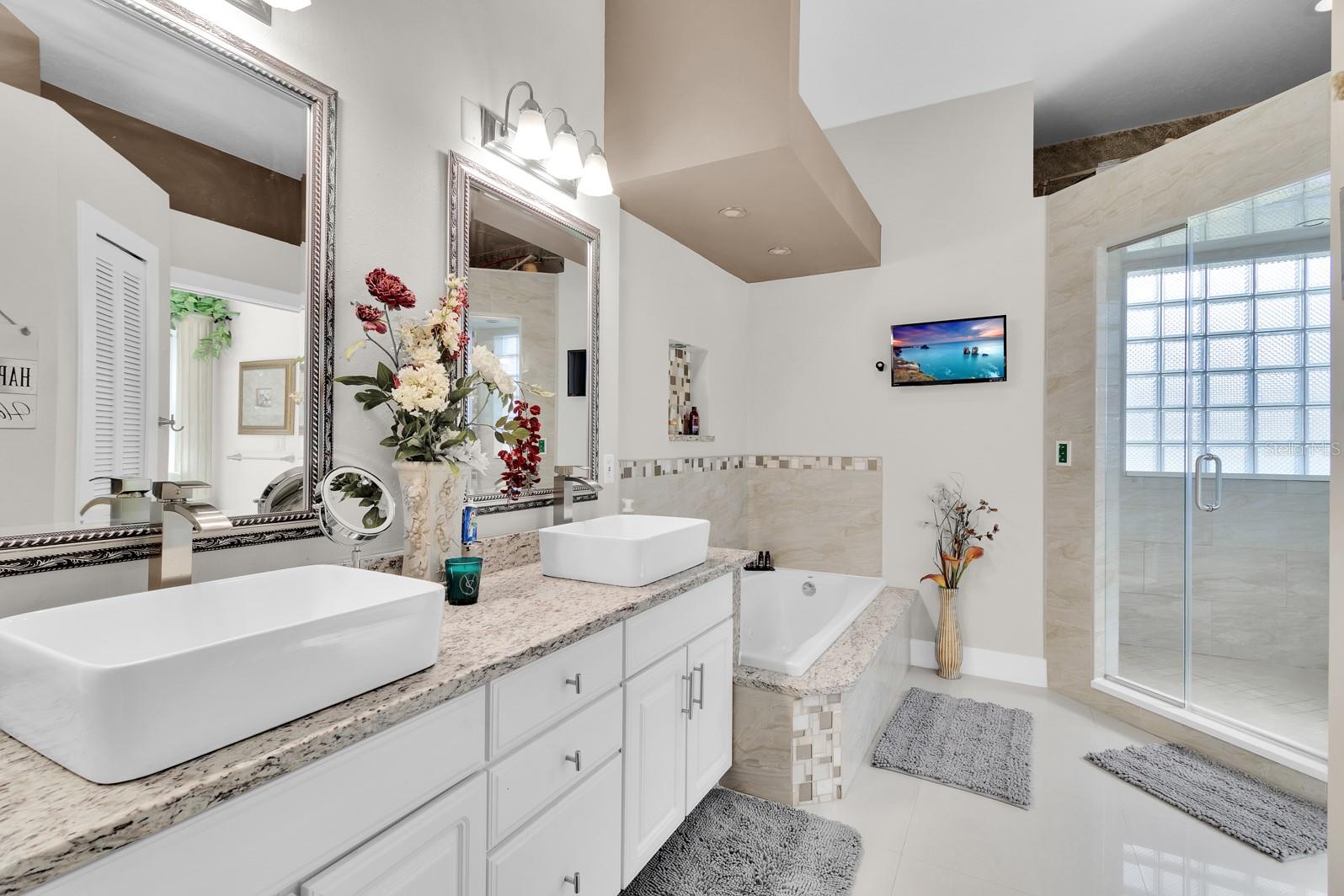 2402 RAVEN CROFT CT, ORLANDO, FL, 32837