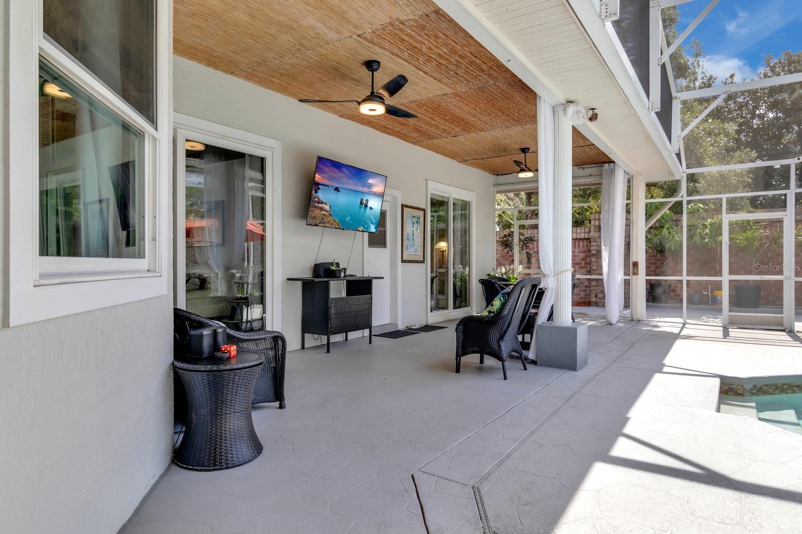 2402 RAVEN CROFT CT, ORLANDO, FL, 32837