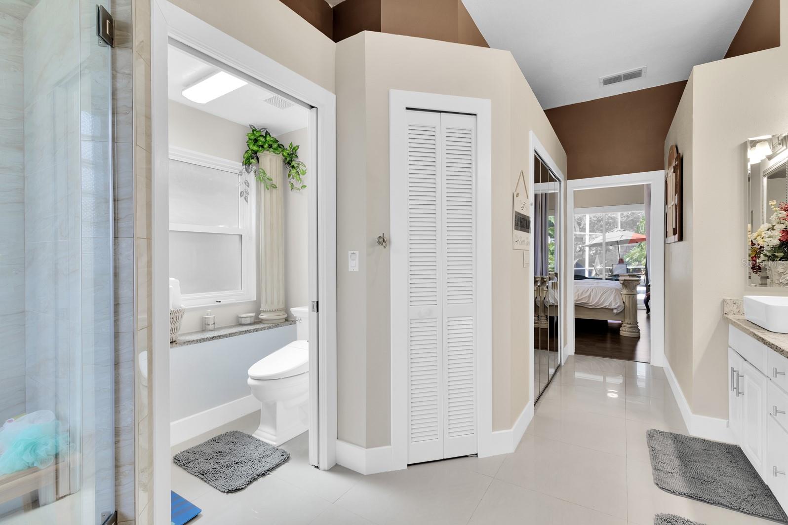 2402 RAVEN CROFT CT, ORLANDO, FL, 32837