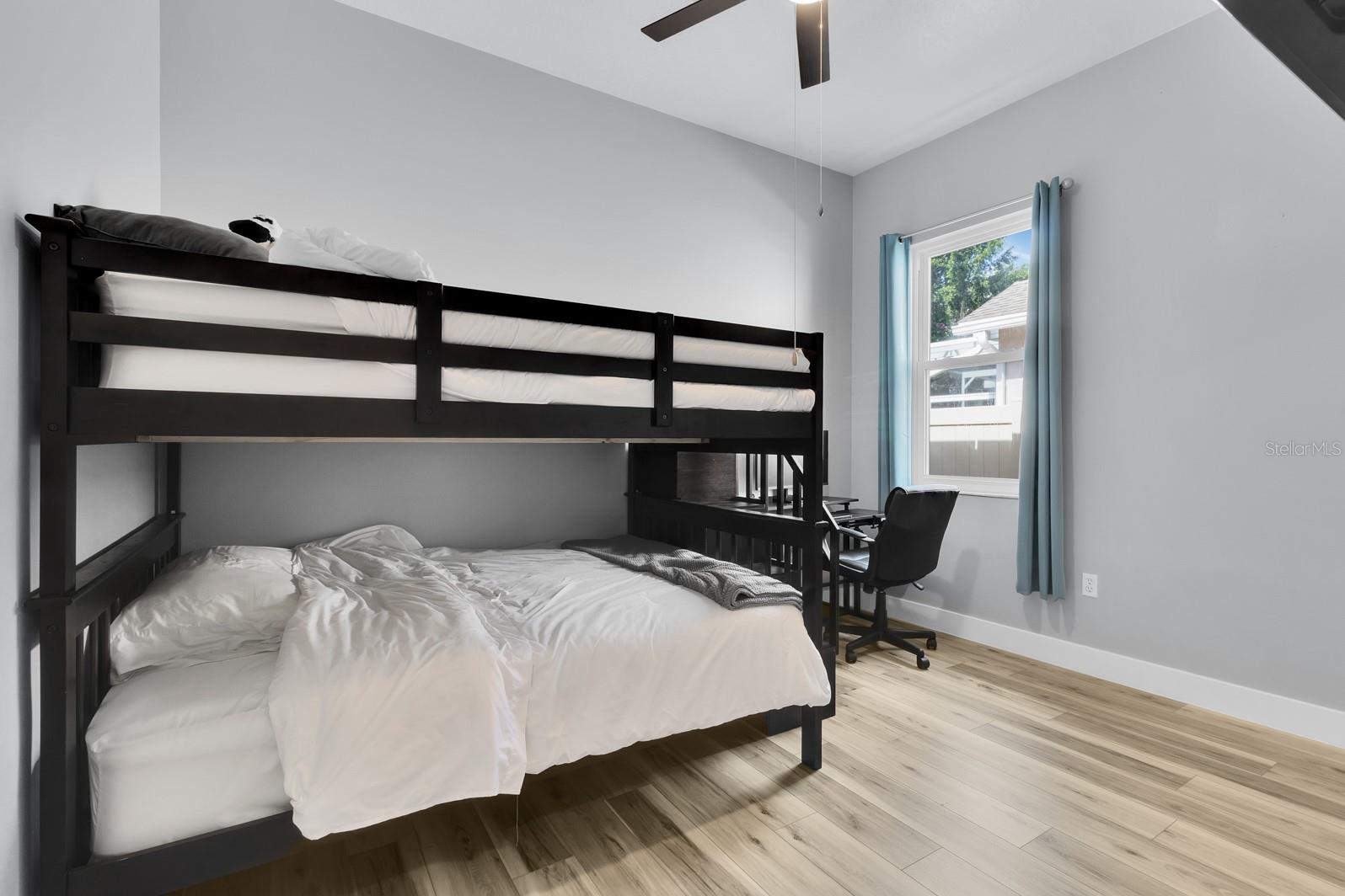 2402 RAVEN CROFT CT, ORLANDO, FL, 32837