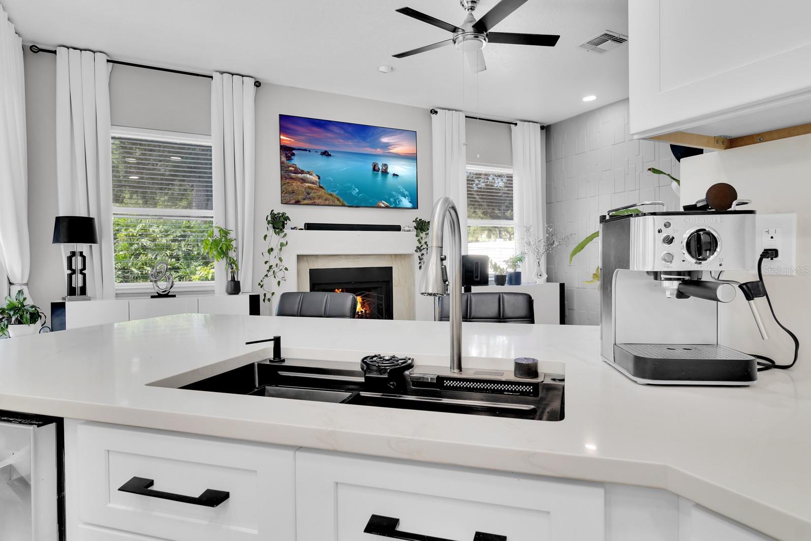 2402 RAVEN CROFT CT, ORLANDO, FL, 32837