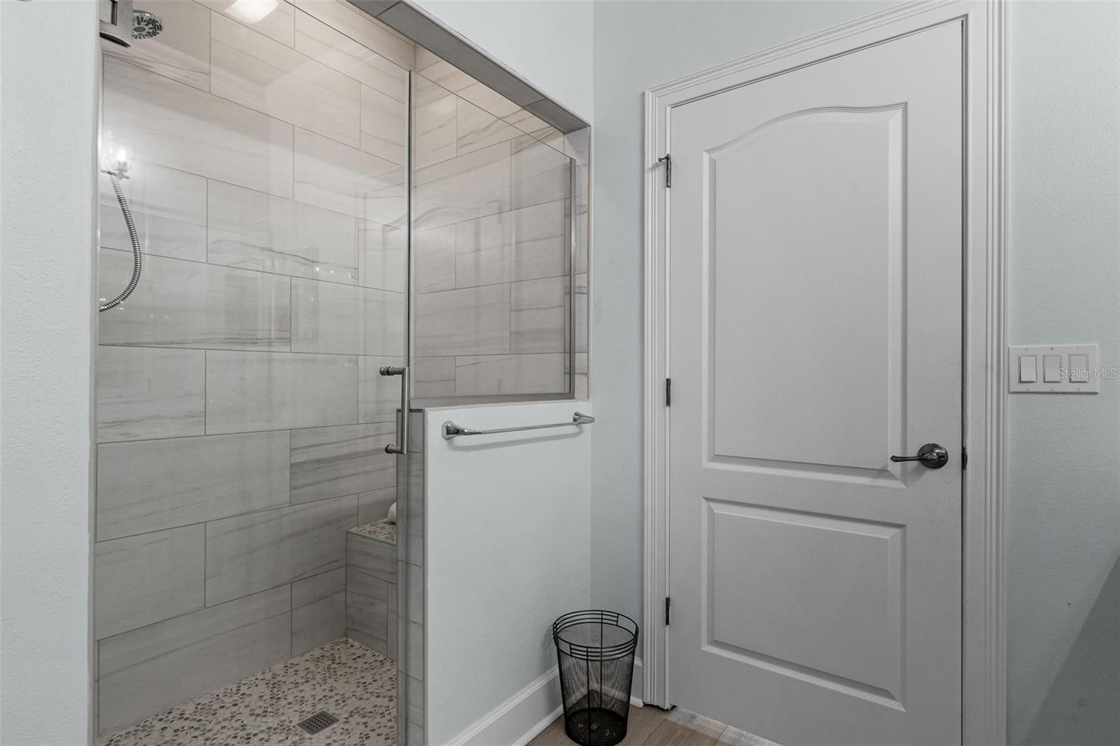 6136 LAKE EMMA RD, GROVELAND, FL, 34736