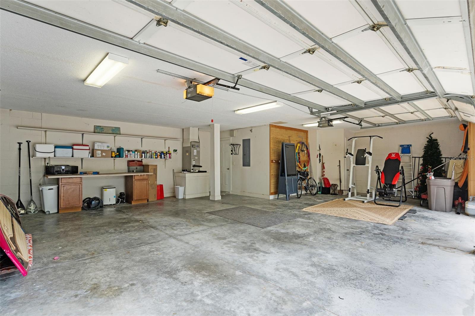 6136 LAKE EMMA RD, GROVELAND, FL, 34736