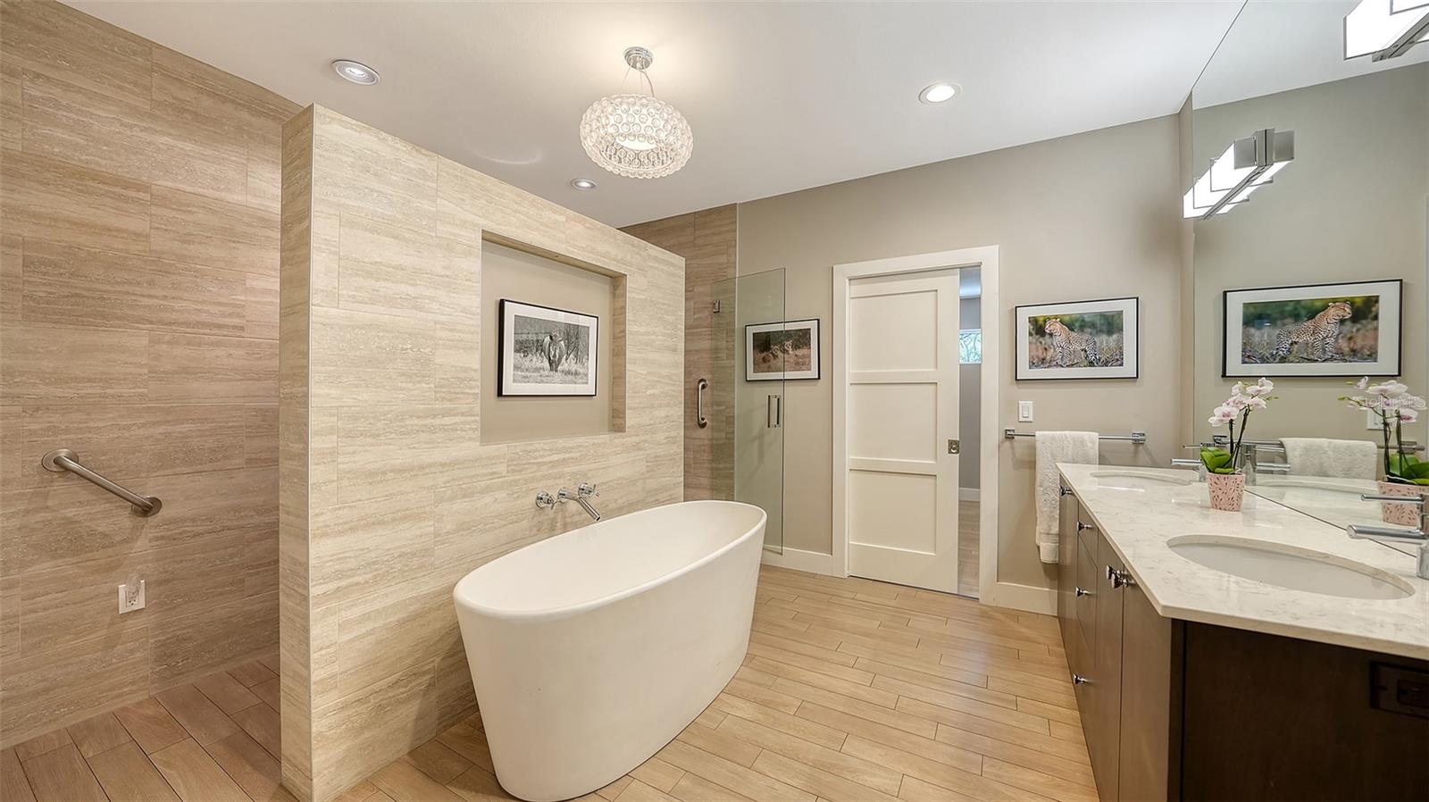A4656099 Property Photo
