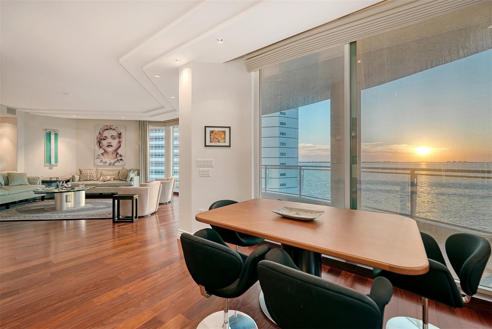 A4656100 Property Photo