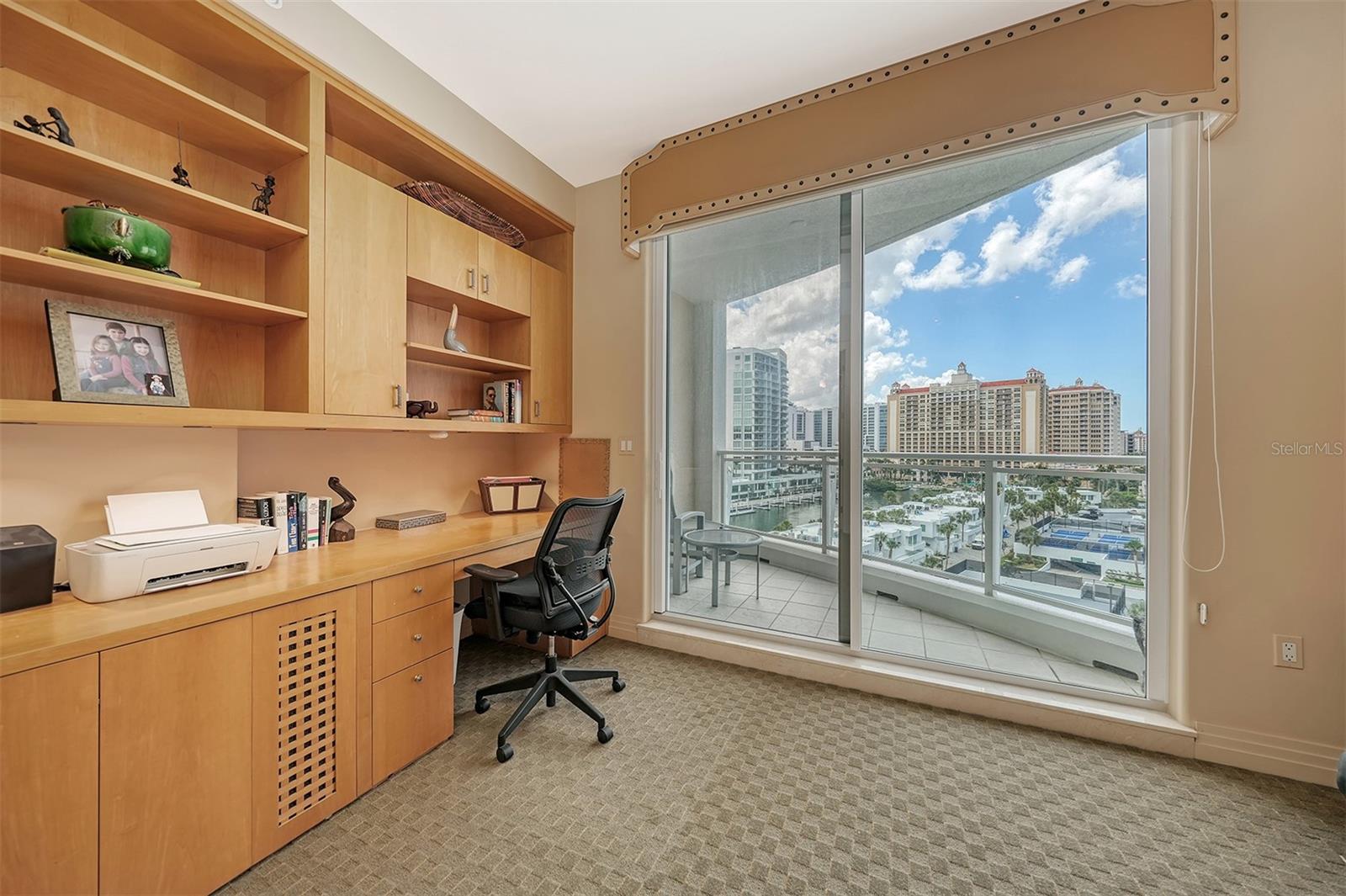 A4656100 Property Photo