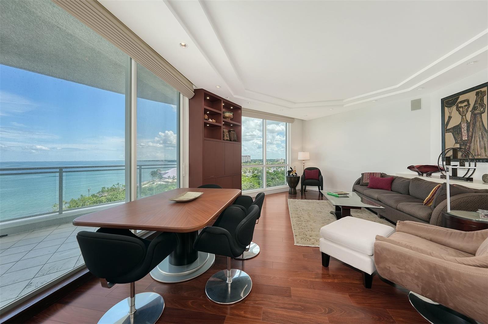 A4656100 Property Photo