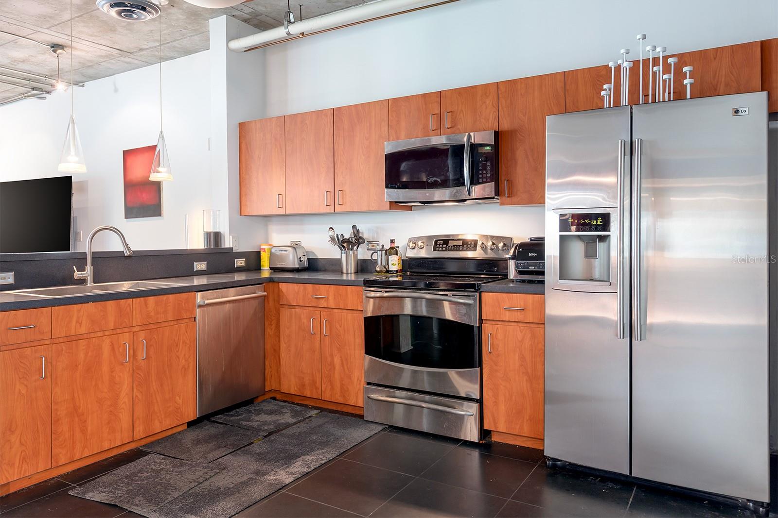 10 N SUMMERLIN AVE #14, ORLANDO, FL, 32801