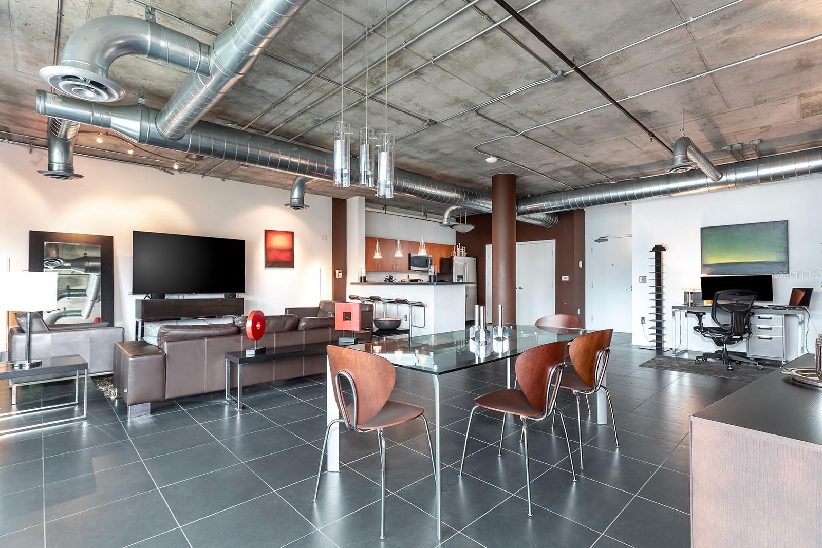 10 N SUMMERLIN AVE #14, ORLANDO, FL, 32801