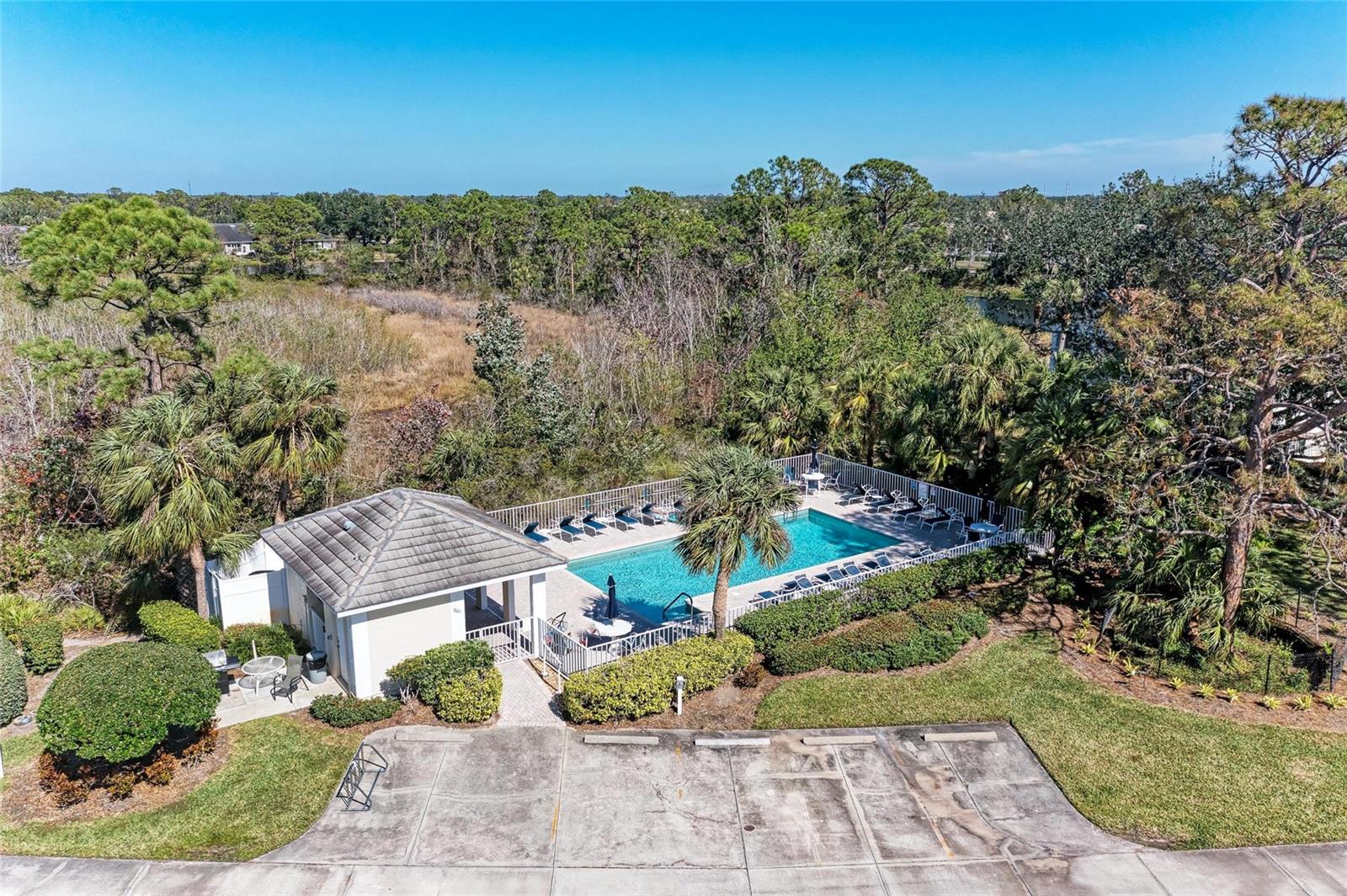 803 MONTROSE DR #201, VENICE, FL, 34293