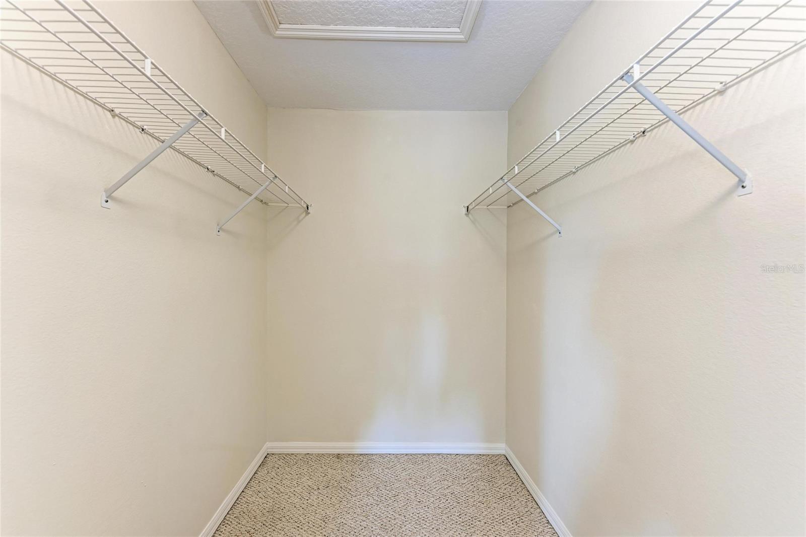 803 MONTROSE DR #201, VENICE, FL, 34293