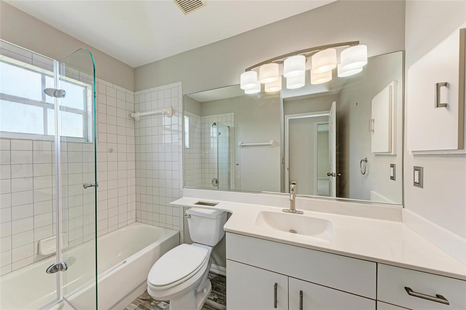 803 MONTROSE DR #201, VENICE, FL, 34293