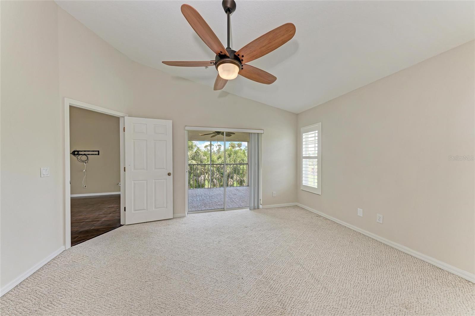 803 MONTROSE DR #201, VENICE, FL, 34293