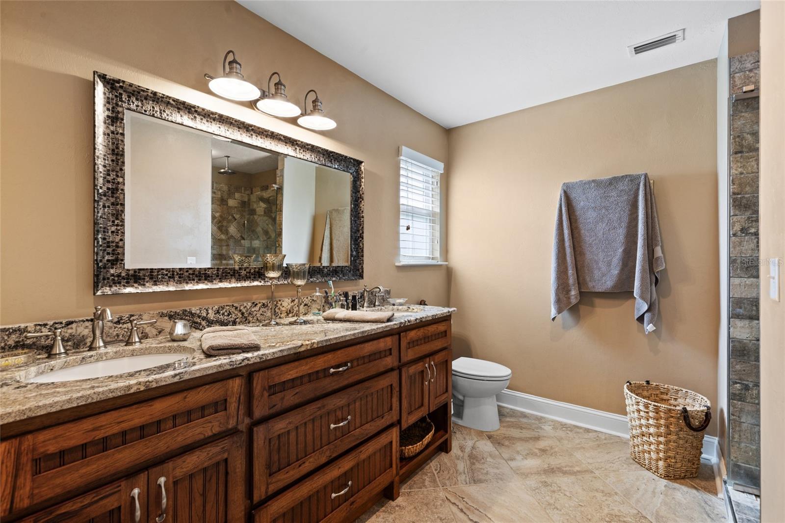 GC531772 Property Photo