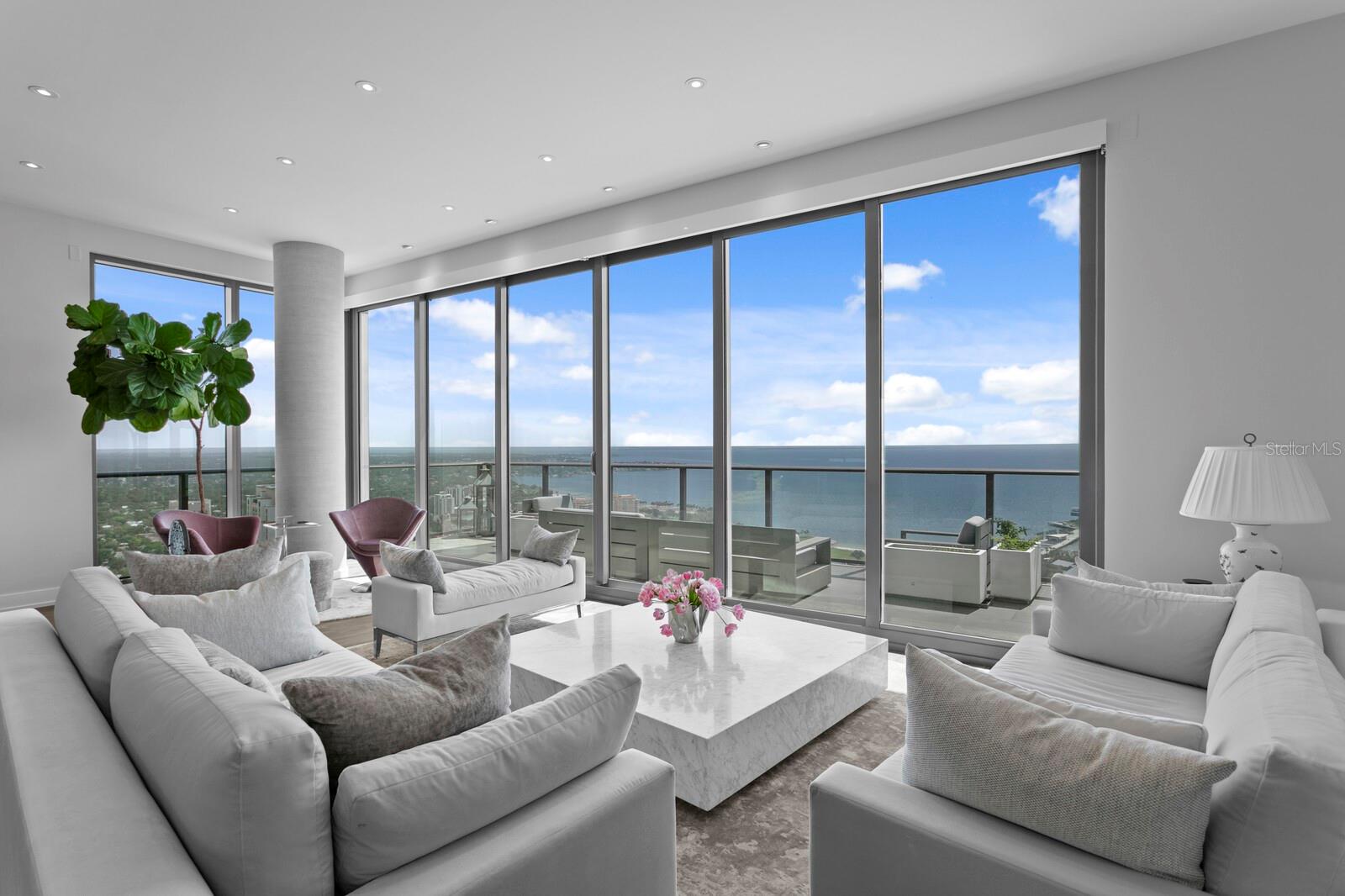 TB8397577 Property Photo