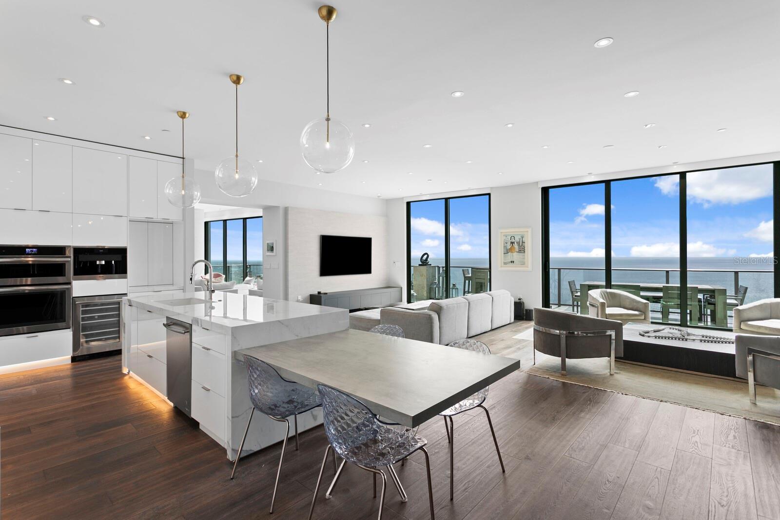 TB8397577 Property Photo