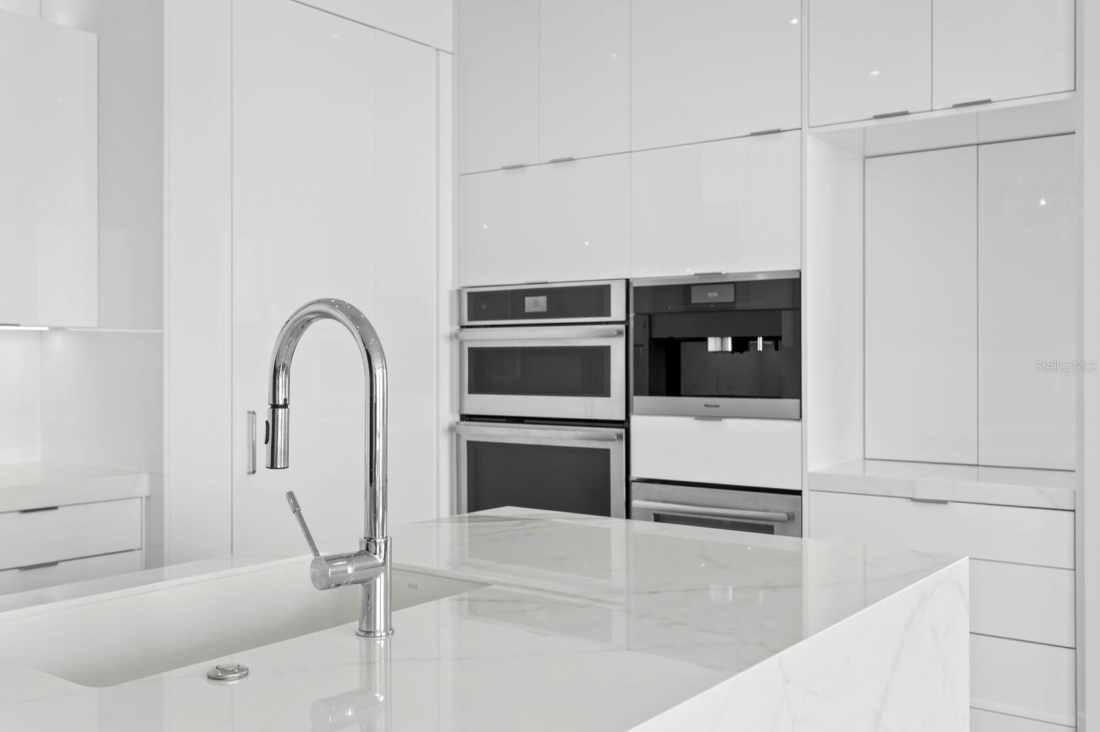 TB8397577 Property Photo