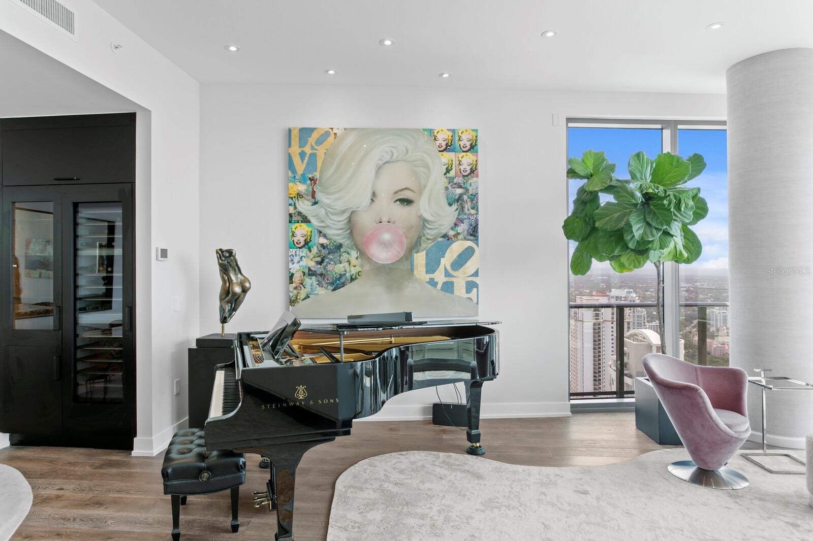 TB8397577 Property Photo